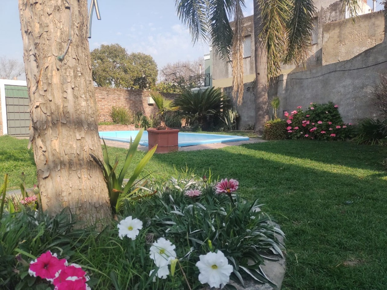 Pergamino Casa de 2 Plantas en venta - Annan al 900 - B° Villa Progreso 