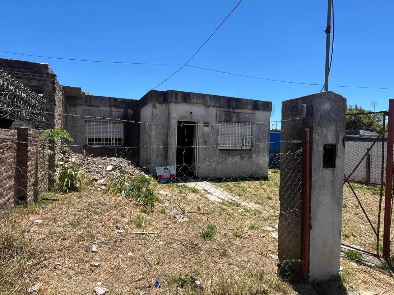 Pergamino Casa Economica a Reciclar en venta - Roque Saenz Peña al 1700 