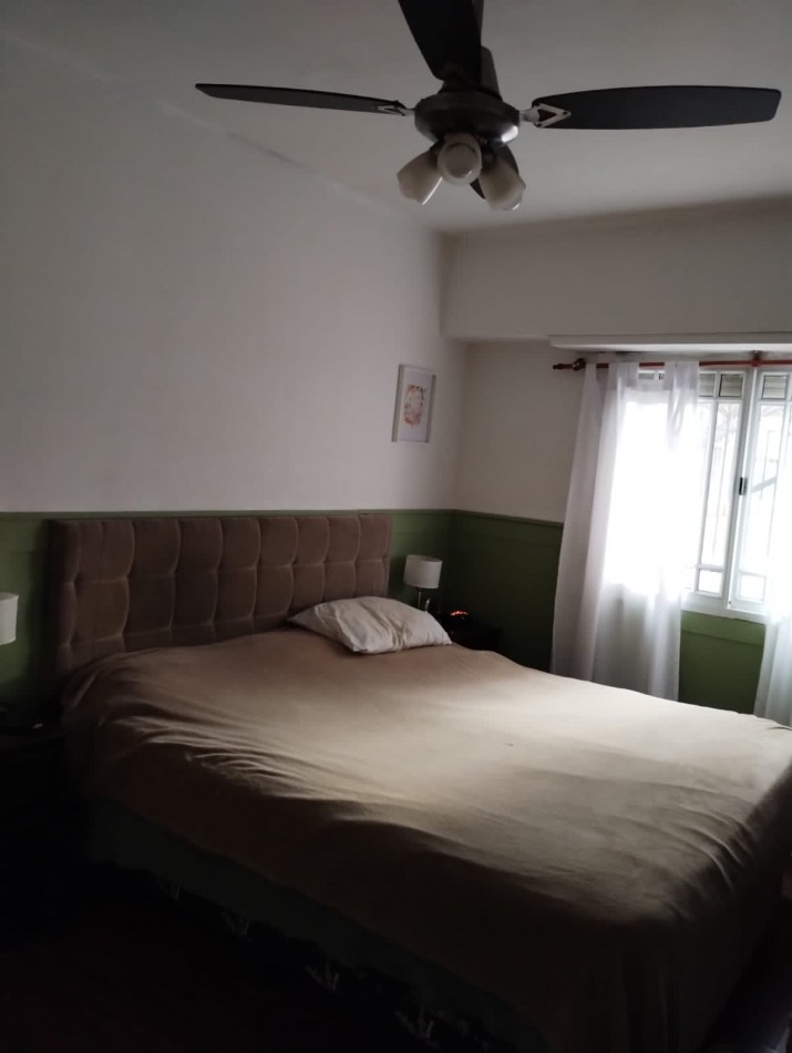 Pergamino Casa c/ pileta en venta - Bolivia al 1000