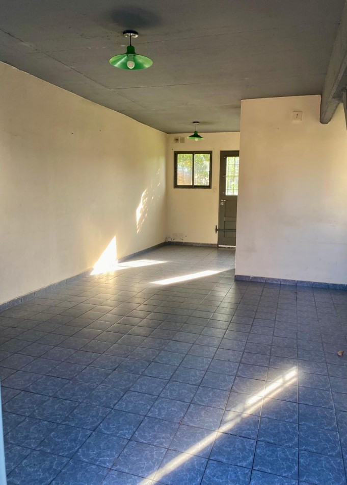 Pergamino Casa 2 Dorm en venta - Cordoba al 1300 