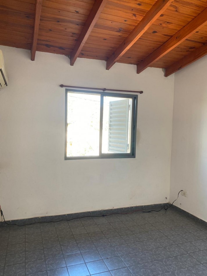 Pergamino Casa 2 Dorm en venta - Cordoba al 1300 