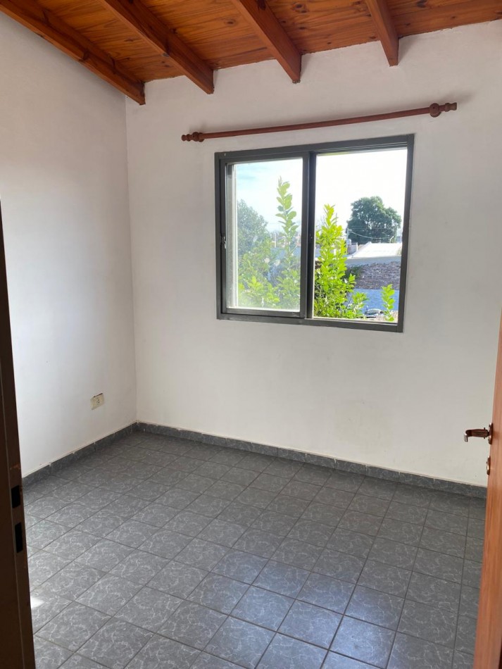 Pergamino Casa 2 Dorm en venta - Cordoba al 1300 