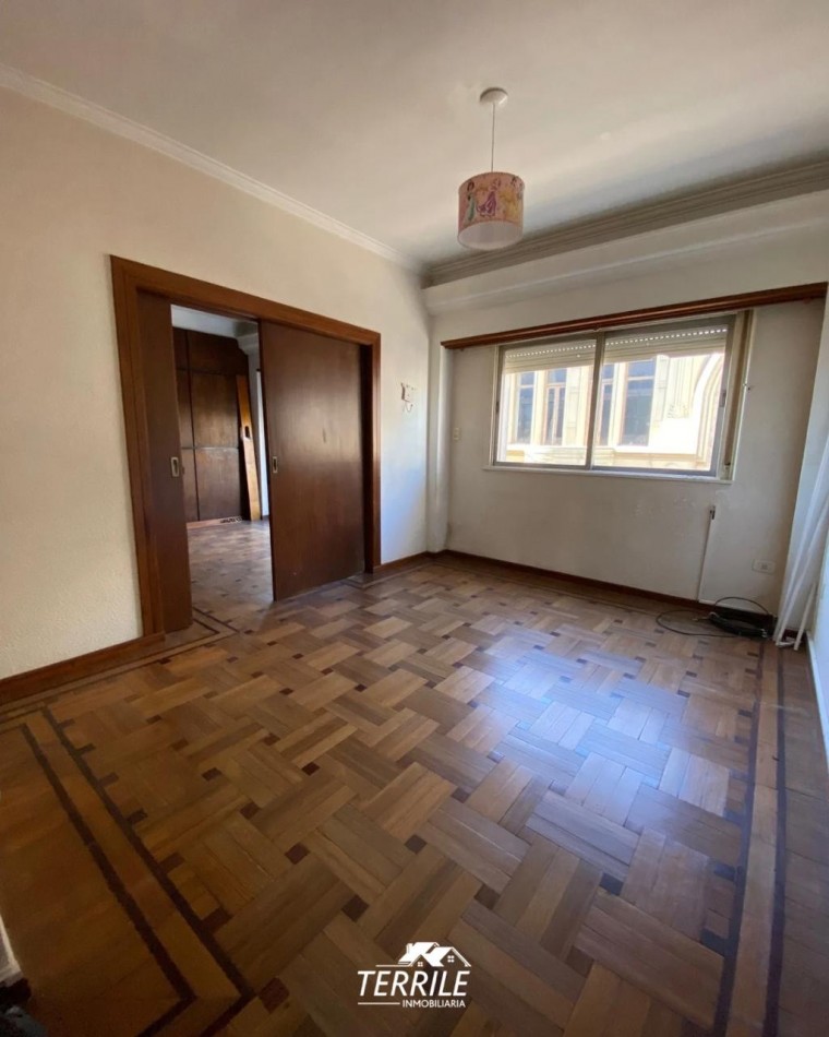 Pergamino Importante Piso en venta - San Nicolas al 500 - frente al Hotel Roma 
