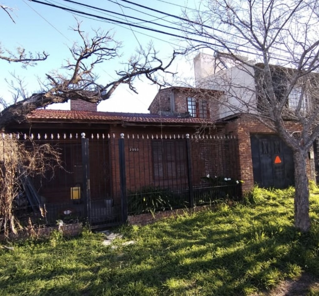 Pergamino Propiedad 3 Dorm en venta - Laguna del Virrey - Pinto al 2.000