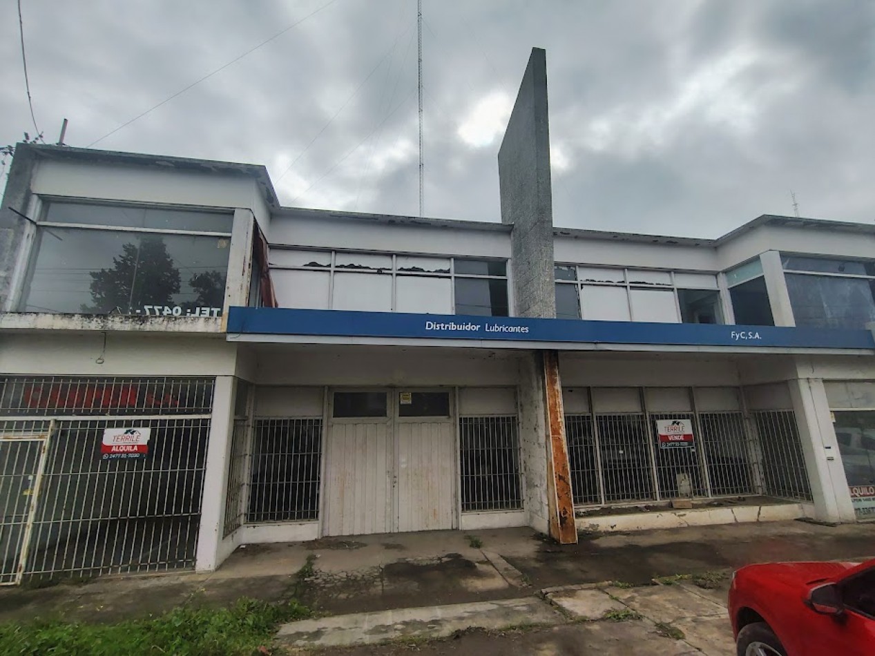 PERGAMINO. MAGNIFICO PREDIO EN BLOK DE 3123 M2 SOBRE RUTA NAC 188. UNICO