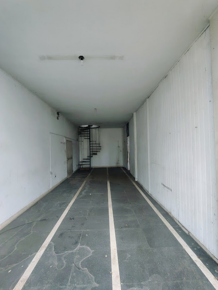 PERGAMINO. MAGNIFICO PREDIO EN BLOK DE 3123 M2 SOBRE RUTA NAC 188. UNICO