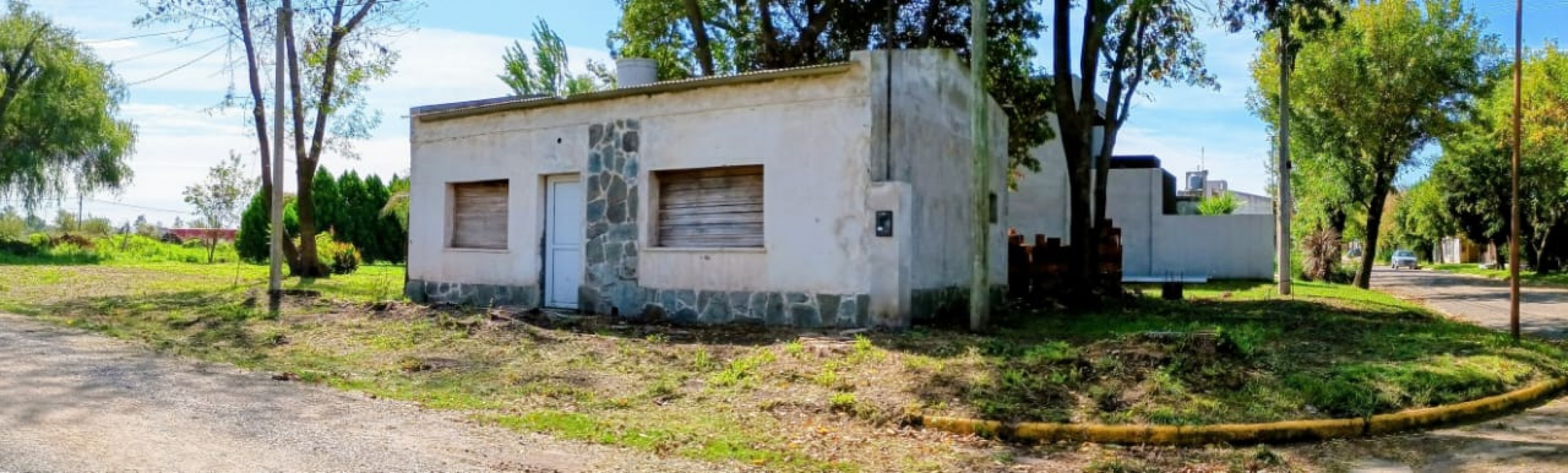 Mariano H. Alfonzo Oportunidad Casa 1 Dorm en venta - Mariano Moreno y 12 de Octubre 