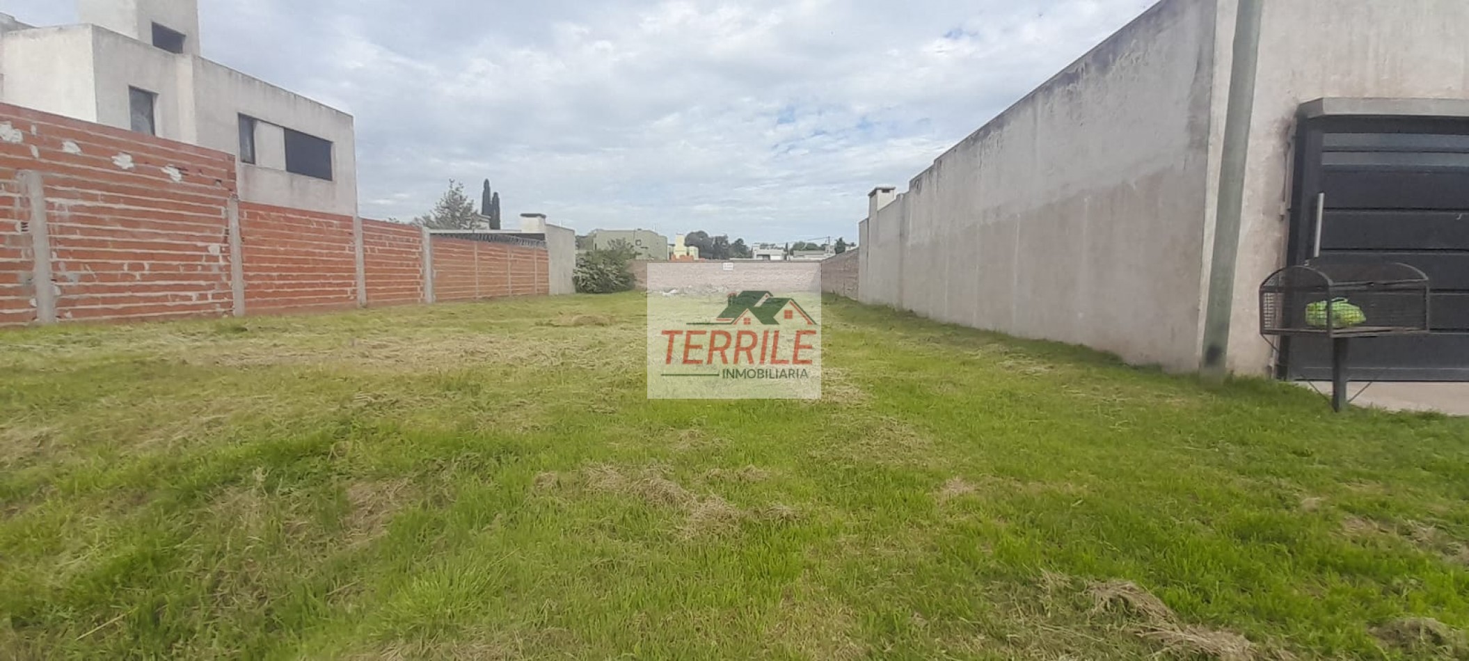 Amplio Terreno
