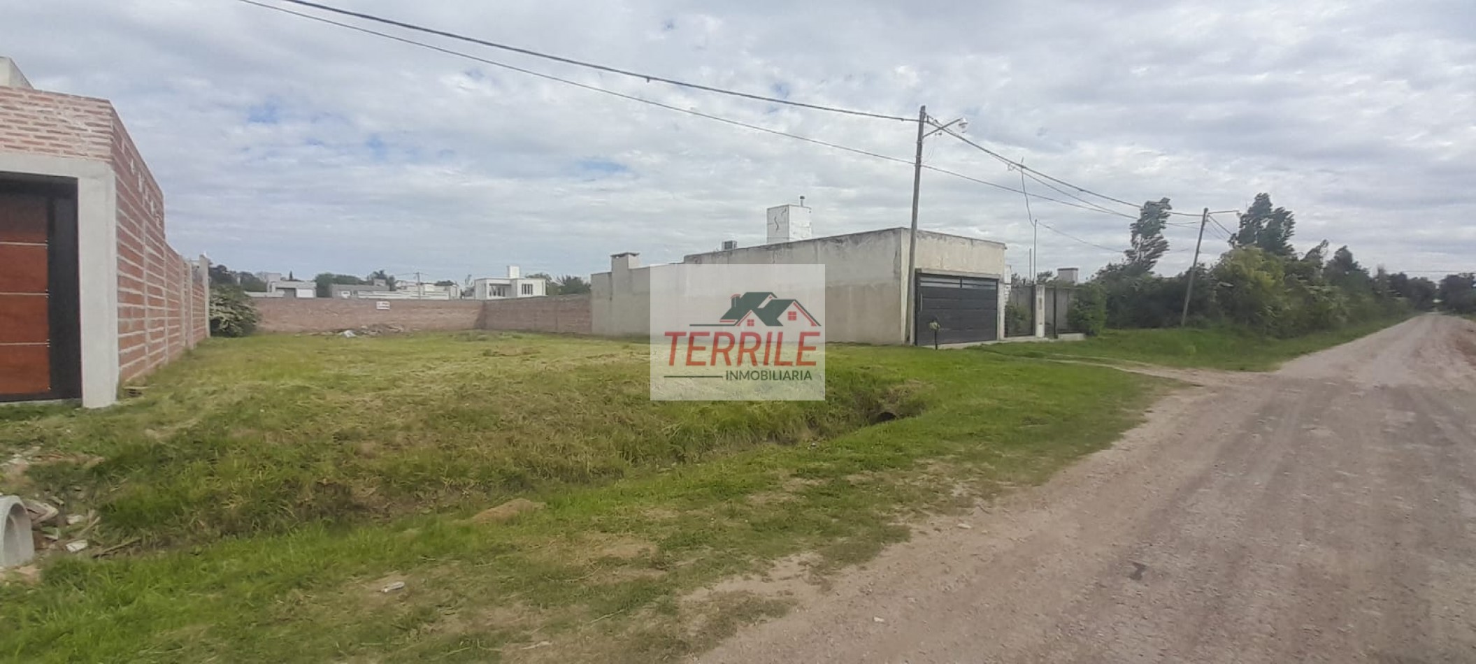 Amplio Terreno