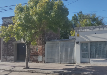 Pergamino Casa con Local en venta - Salta 361 