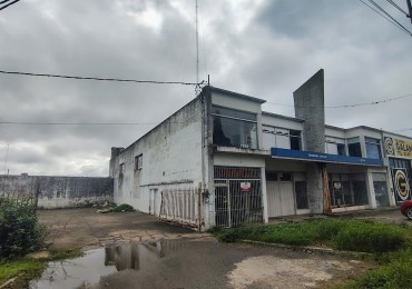 PERGAMINO. MAGNIFICO PREDIO EN BLOK DE 3123 M2 SOBRE RUTA NAC 188. UNICO