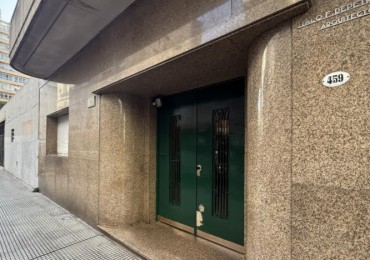 DEPTO 1 DORMITORIO y DEPENDENCIAS SERVICIO. EXTERNO RODRIGUEZ PEÑA al 400 a MTS DE AVDA CORRIENTES
